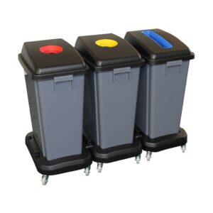 Zestaw koszy do segregacji odpadów, trzy kosze o poj. 60l na podstawach z kółkami skrętnymi, szare